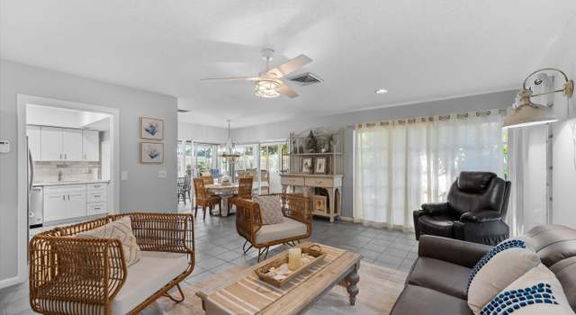 Photo of 102 Villa Cir, Atlantis, FL 33462
