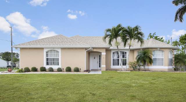 Photo of 117 SW North Danville Cir, Port Saint Lucie, FL 34953