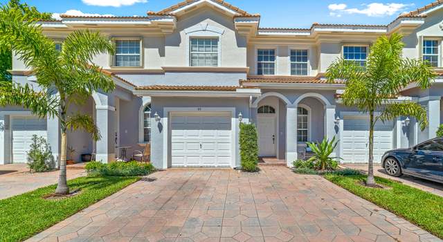 Photo of 68 Legacy Ct, Delray Beach, FL 33445