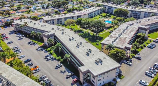 Photo of 700 Village Green Ct #221, Palm Springs, FL 33461