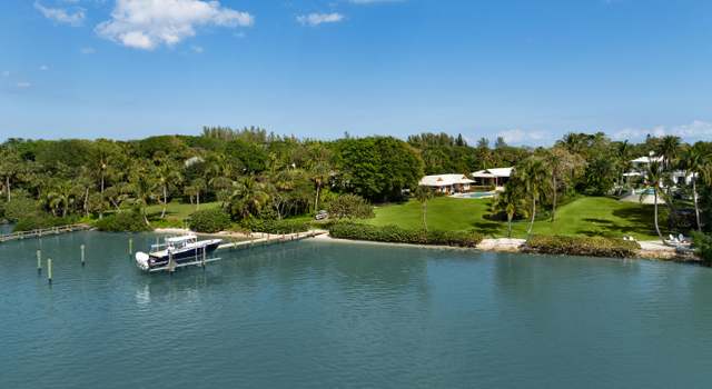Photo of 318 S Beach Rd, Hobe Sound, FL 33455