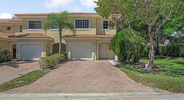 Photo of 813 Imperial Lake Rd, West Palm Beach, FL 33413