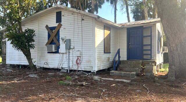 Photo of 2024 E Main St, Pahokee, FL 33476
