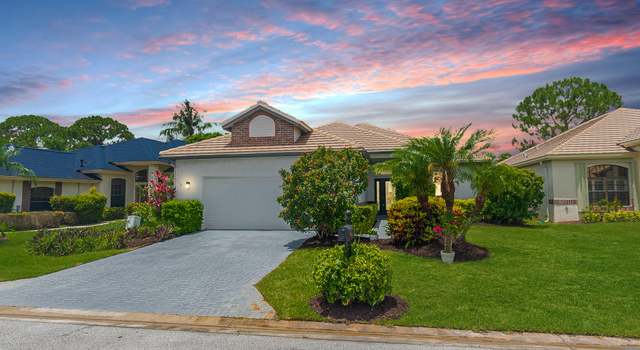 Photo of 434 SW Jefferson Cir, Port Saint Lucie, FL 34986