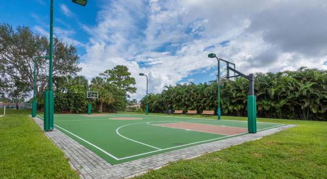 Photo of 340 Hammocks Trl, Greenacres, FL 33413