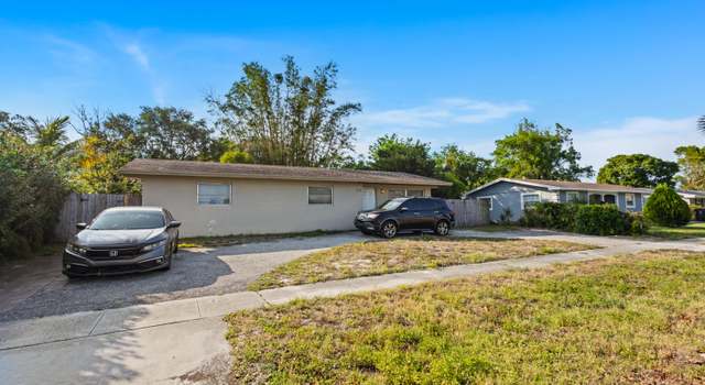 Photo of 215 Huron Pl, West Palm Beach, FL 33409