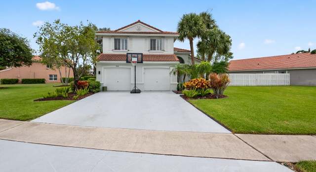 Photo of 5086 Prairie Dunes Village Cir, Lake Worth, FL 33463