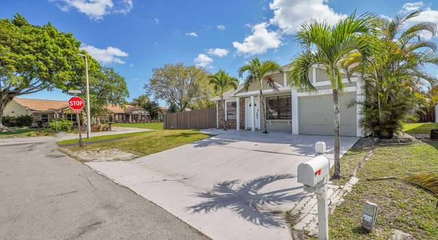 Photo of 11120 N Terradas Ln, Boca Raton, FL 33428