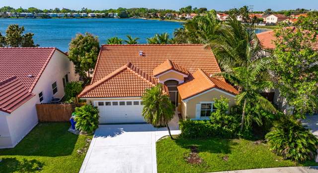 Photo of 6698 Buena Vista Dr, Margate, FL 33063