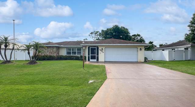 Photo of 5604 Paleo Pines Cir, Fort Pierce, FL 34951