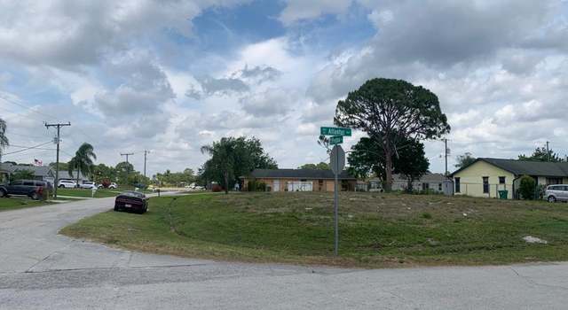 Photo of 1349 SE Preston Ln, Port Saint Lucie, FL 34983