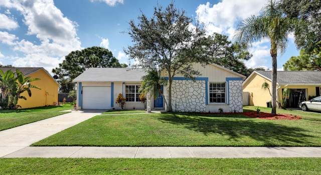 Photo of 115 Lakeside Cir, Jupiter, FL 33458
