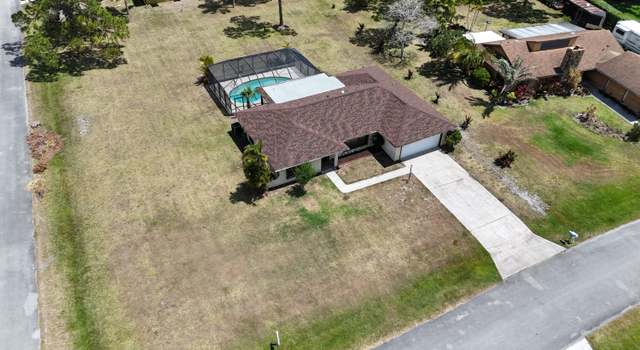 Photo of 5569 SE Paramount Dr, Stuart, FL 34997
