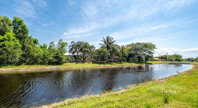 Photo of 1824 SE Gaskins Cir, Port Saint Lucie, FL 34952