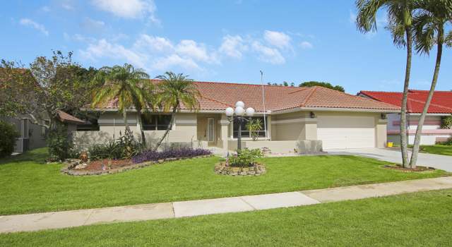 Photo of 9607 Sun Pointe Dr, Boynton Beach, FL 33437