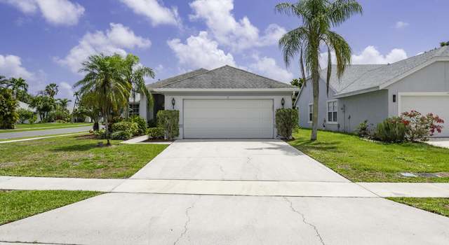 Photo of 17 Heather Trace Dr, Boynton Beach, FL 33436