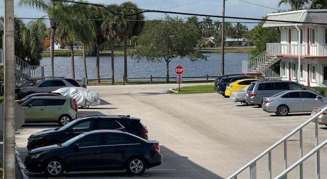 Photo of 3280 Cynthia Ln #210, Lake Worth, FL 33461