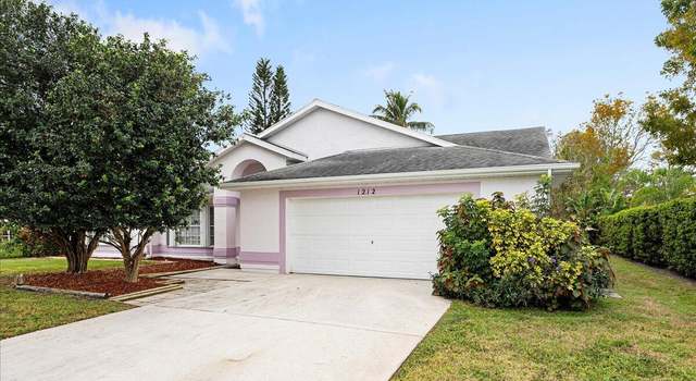 Photo of 1212 SE Petunia Ave, Port Saint Lucie, FL 34952