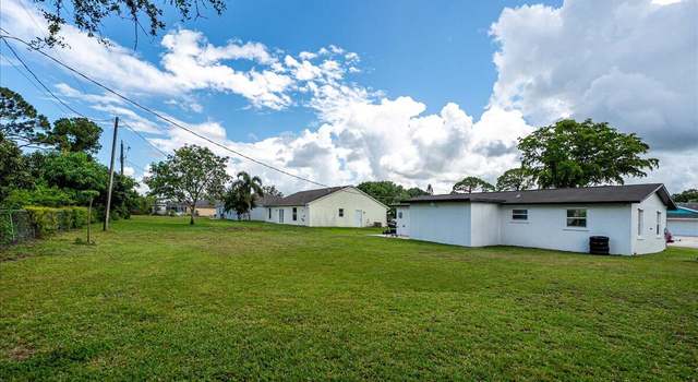 Photo of 673 NE Horizon Ln, Port Saint Lucie, FL 34983