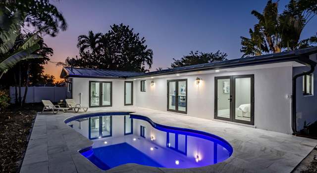 Property at 200 SW 12th St, Boca Raton, FL 33432, 3 beds, 2 baths