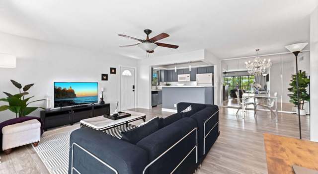 Property at 516 Osprey Dr Unit 15d, Delray Beach, FL 33444, 2 beds, 2 baths