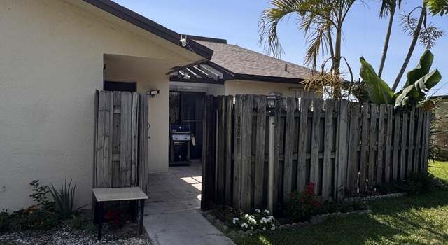 Photo of 1301 Waterview Cir, Palm Springs, FL 33461