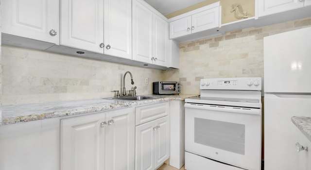 Photo of 39 Waltham B, West Palm Beach, FL 33417