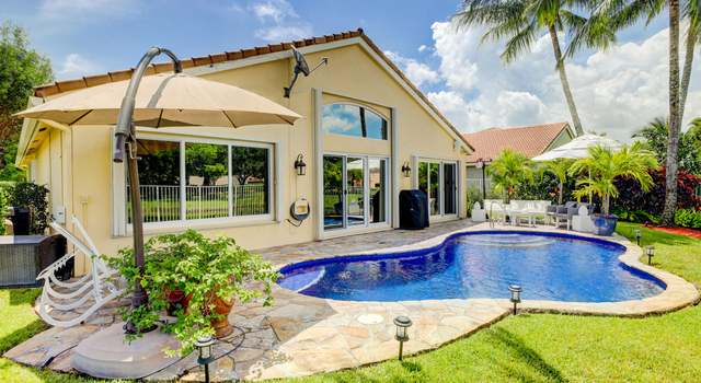 Photo of 6807 Lake Nona Pl, Lake Worth, FL 33463