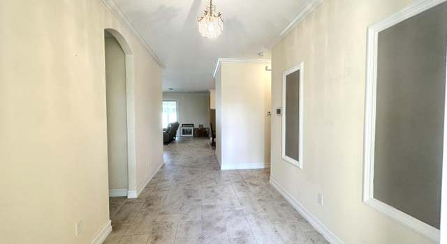 Photo of 6136 NW Argyll Ln, Port Saint Lucie, FL 34983