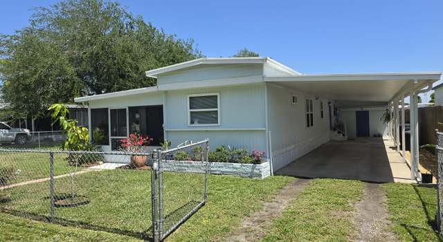 Photo of 1061 Lake Cir, Okeechobee, FL 34974