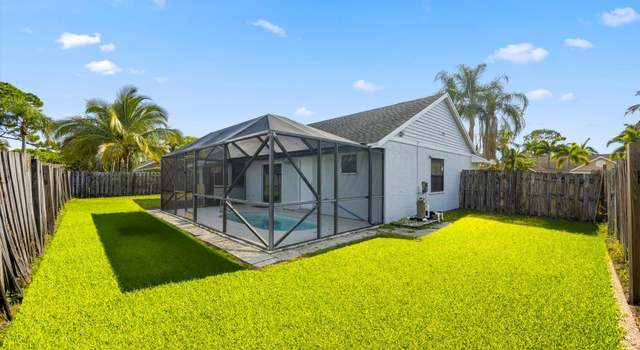 Photo of 111 Sherwood Dr, Royal Palm Beach, FL 33411