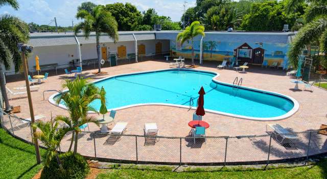 Photo of 3320 Lake Osborne Dr #210, Lake Worth Beach, FL 33461