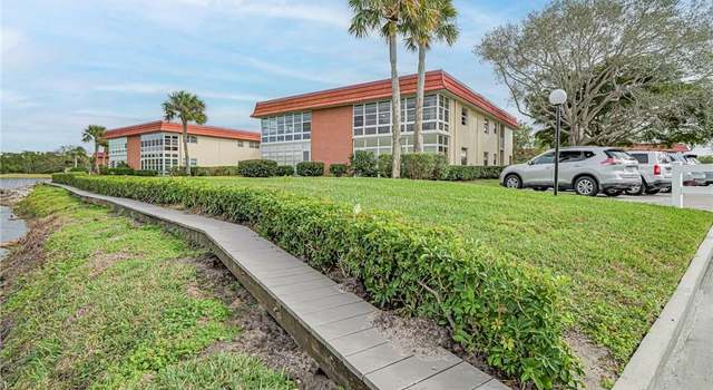 Photo of 73 Royal Oak Ct #207, Vero Beach, FL 32962