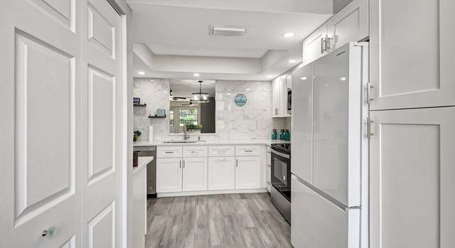 Photo of 9 Willowbrook Ln #108, Delray Beach, FL 33446