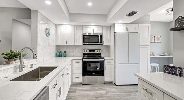 Photo of 9 Willowbrook Ln #108, Delray Beach, FL 33446