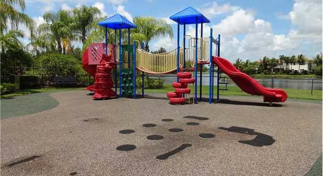 Photo of 1201 Canyon Way, Wellington, FL 33414