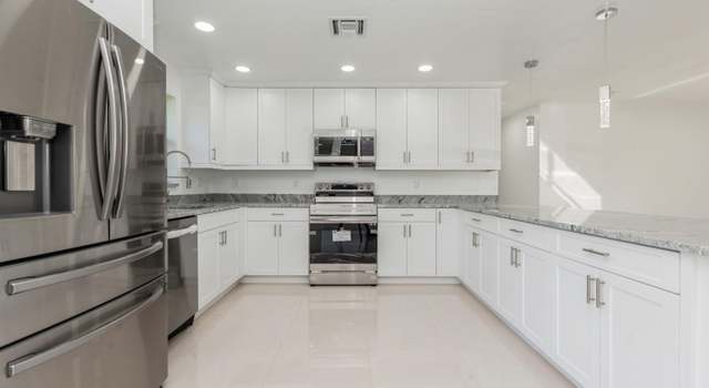 Photo of 213 SW 12th Ave, Boynton Beach, FL 33435