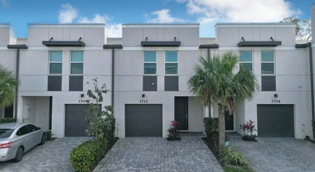 Photo of 1712 Lindley St, Mangonia Park, FL 33407