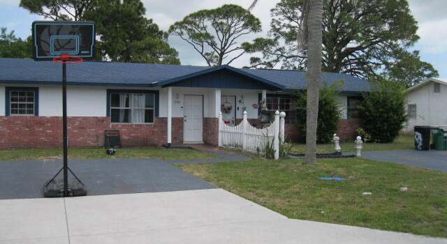 Photo of 2736/2742 Seneca Ave, Fort Pierce, FL 34946