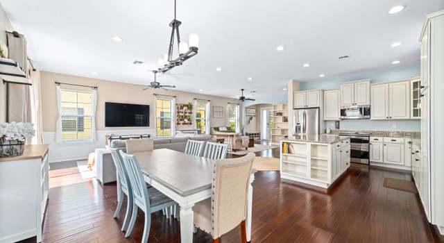 Photo of 152 W Bay Cedar Cir, Jupiter, FL 33458