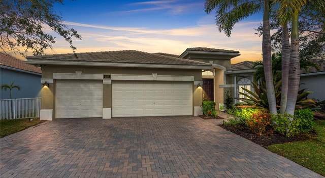 Photo of 563 SW Lost River Rd, Stuart, FL 34997