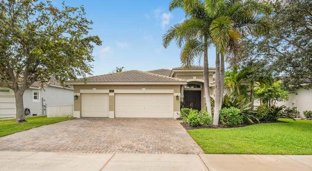Photo of 563 SW Lost River Rd, Stuart, FL 34997