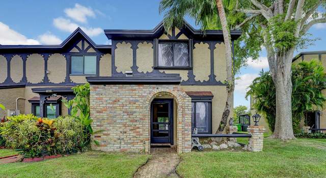 Photo of 4418 NW 92nd Way, Sunrise, FL 33351