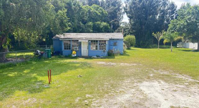 Photo of 1901 Edwards Rd, Fort Pierce, FL 34982