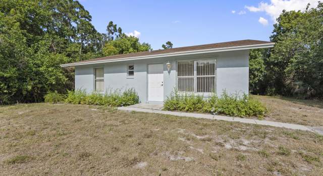 Photo of 5851 SE Wesley Ave, Stuart, FL 34997