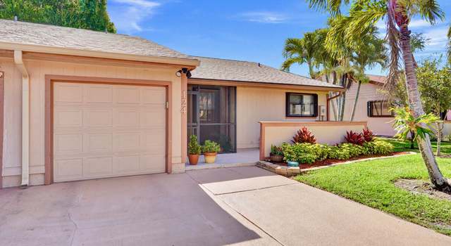 Photo of 124 Mayfair Ln, Boynton Beach, FL 33426