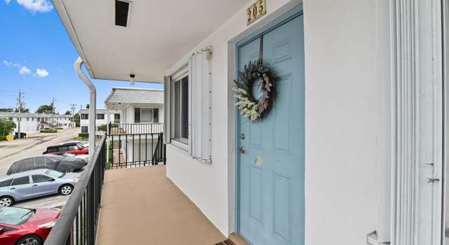 Photo of 2960 Cynthia Ln #205, Lake Worth Beach, FL 33461