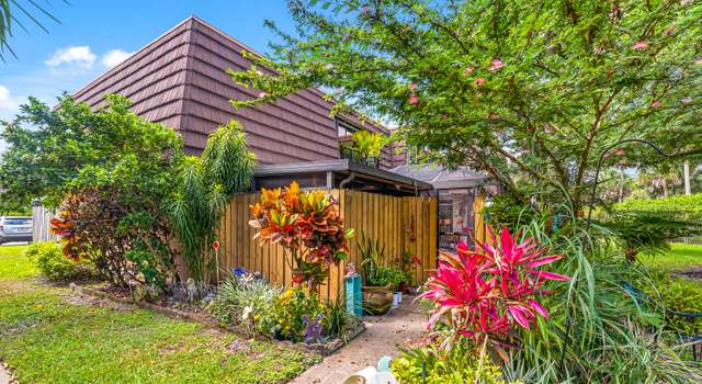 Photo of 1715 17th Ln, Palm Beach Gardens, FL 33418