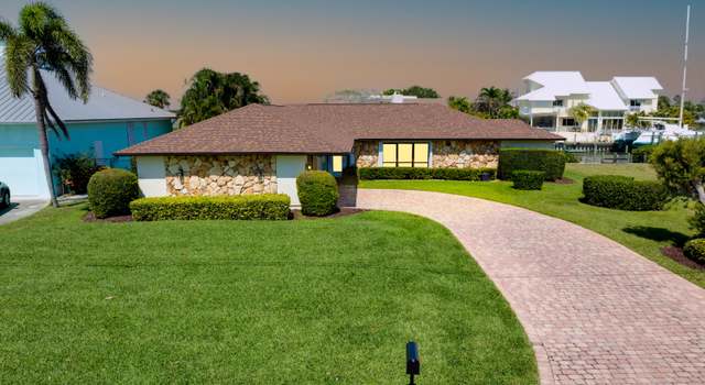 Photo of 272 Bermuda Beach Dr, Fort Pierce, FL 34949