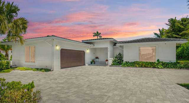 Photo of 820 N Atlantic Dr, Lantana, FL 33462
